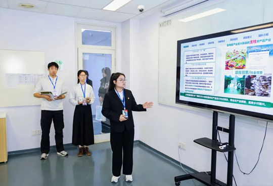 2025年iCAN大賽西北賽區(qū)決賽在西安歐亞學(xué)院圓滿落幕，展現(xiàn)信息電子技術(shù)服務(wù)新活力
